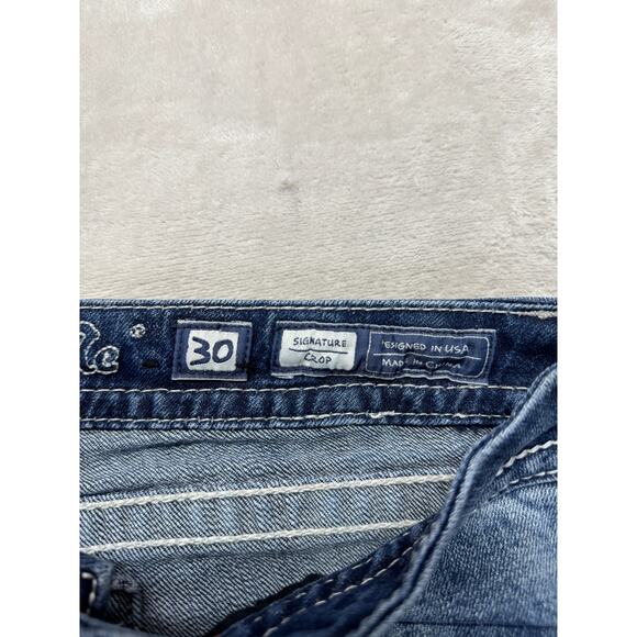 Miss Me Jeans Womens 30 Medium Wash Blue Denim Signature Crop Embellished Pocket - Picture 4 of 14